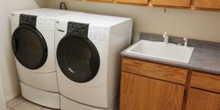 $500 move-in special_Spacious Country Club Home | 3-Car Garage + Basement Bonus Area Gallery 22