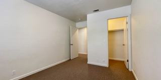 2 Bedroom + Loft Condo in Parkwood Village Gallery 17