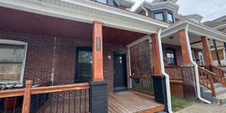 Completely Updated THREE BEDROOM TWIN! Gallery 1