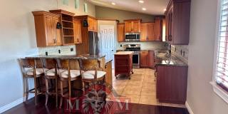 4 Bed 3.5 Bath Beautiful Home In Sandy 4 Bed 3.5 Bath Beautiful Home In Sandy Gallery 10