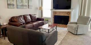 1031 North Redbud Avenue Gallery 1