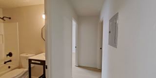 University Manor - Newly Renovated Units just a short walk from Campus! Gallery 136