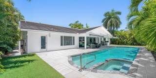 2540 MERCEDES Drive Gallery 9