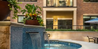 44 Washington Gallery 25