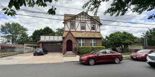 182 Farnham Avenue Gallery 1