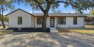 205 Lacewell Street Gallery 1