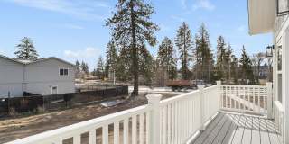 480 Southeast Reed Market Road Gallery 6