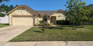 Spacious Pool Home in Oviedo Spacious Pool Home in Oviedo Gallery 1