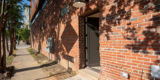 400 E Martin Street Gallery 27