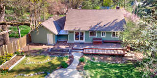 Beautiful Craftsman Bungalow on the edge of the Historic Fort Russell Dristrict Gallery 5