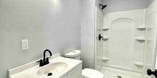 121 Oak Street Gallery 18