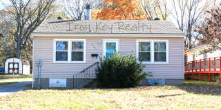 2201 South Claremont Avenue Gallery 1