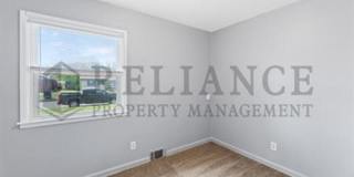 1602 Luther East Gallery 13