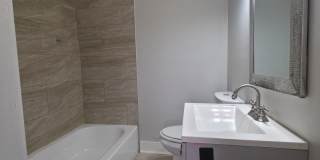 Multi Family Home 3 Bedroom and 1 Bath For Rent Gallery 5