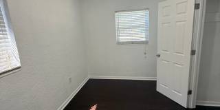 3 BR/1BA | Newly Renovated Single Family Home | Gated backyard | In South Tampa! Gallery 9