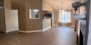 Open Floor Plan! Gallery 4