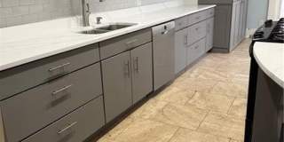 1229 Euclid Avenue Gallery 18