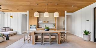 Evado Gallery 24