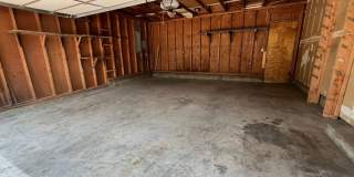3 Bed/2 Bath Single Level Home near Parks and Schools - Daggett Lane Gallery 19