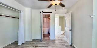 Ready NOW! A Custom Townhouse-Style Duplex Blocks to the Beaches! Fenced Yard - Hot Tub - Pet Friendly - All Appliances! Gallery 43