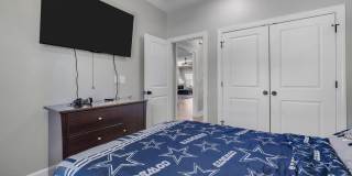 11 Towles Road Gallery 16