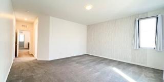Beautiful 4-Bedroom Home with Dual Primary Suites in Henderson! Gallery 16