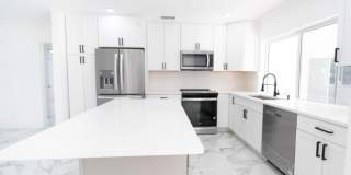 1070 SW 18th St. Gallery 5