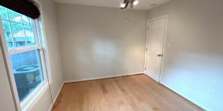 East Asheville - Contemporary Bungalow Gallery 21