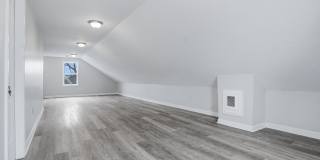 660 Public St Gallery 21