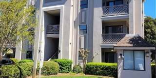 409 Harbour Point Gallery 1