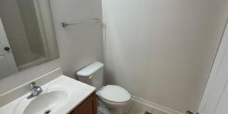 Beautiful 3/2 townhome Gallery 15