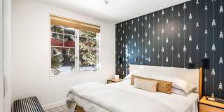 501 W Main Street unit: A101 Gallery 8
