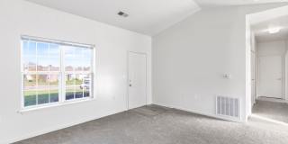 Vienna Woods Gallery 10