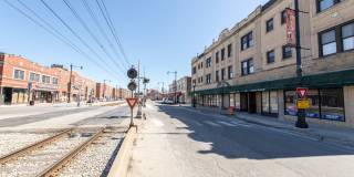 2235 E 71st St Gallery 4