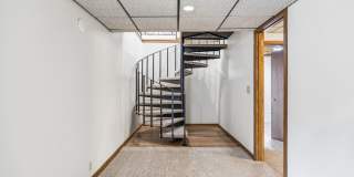 4 Bedroom Lincoln Ranch Home! Gallery 33