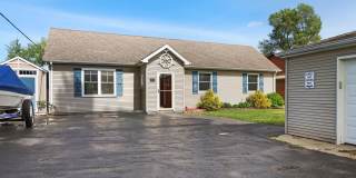 707 Kingston Boulevard Gallery 4