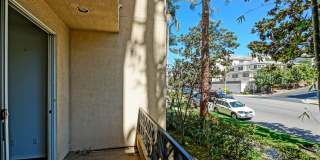 **Move in Special $1000 Off Third Months Rent** Remodeled Corner 3+2 Unit with Luxury Finishes Near Century City & Westwood Gallery 40