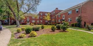 Hillcrest Village Apartments Gallery 2