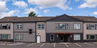 Amazing 1 bedroom 1 bath Apartment Home in Lynden Gallery 1