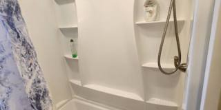 Room in 4 Bedroom Home at Edith Ave Gallery 26