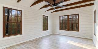 12403 Ridge Road Gallery 3