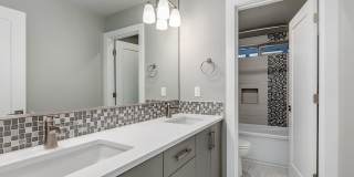 Bethany Stunner - 5 Bedrooms with Main-Level Bed & Bath, Modern Kitchen & Private Fenced Yard Gallery 22