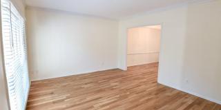 1865 Oak Tree Hollow Gallery 5