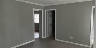886 Honeysuckle Road Gallery 5