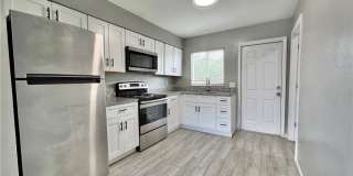 142 Harry Avenue S Gallery 11