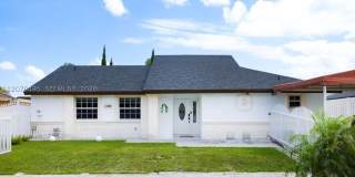 12440 SW 207th Ter Gallery 1