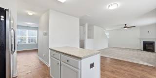 3 Bed 2.5 Bath With Fenced in Yard! Gallery 29