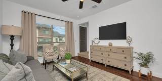 Townhomes at Lake Park Gallery 21