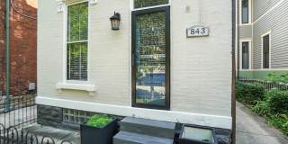 Two Bedroom in Newport! Gallery 5