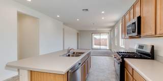 5 bedroom/ 2 bath home in Casa Grande Gallery 13